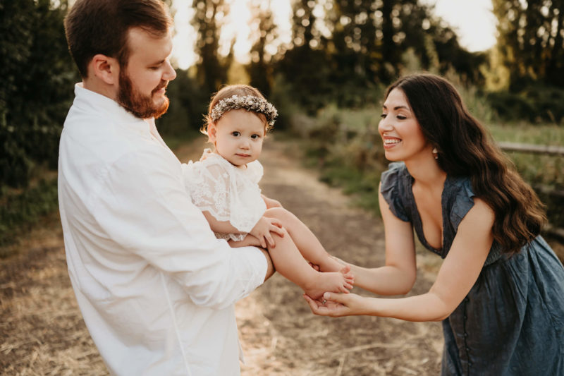 Lady in Pink - Maternity Session - Lana Sky Photography, Sunset Maternity  photo shoot, Seattle Fami…